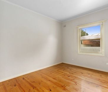 FAMILY LIVING IN THE HEART OF SALISBURY NORTH - Photo 2