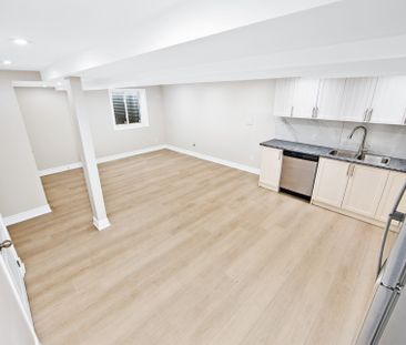 For Lease - 40 Pennywood Road, Brampton, Ontario - Photo 2