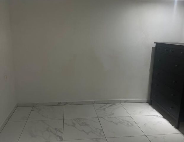 1 Zimmer Whng mit Küche und Bad - Photo 1