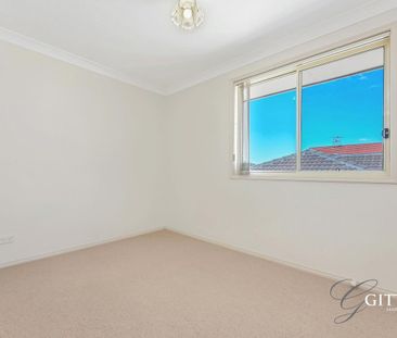 Quiet Villa & Central Location - Photo 2