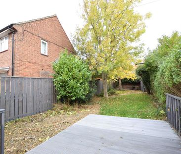 3 bedroom semi-detached house to rent - Photo 1