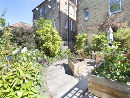 2 Bed Flat, Bonneville Gardens, SW4 - Photo 4
