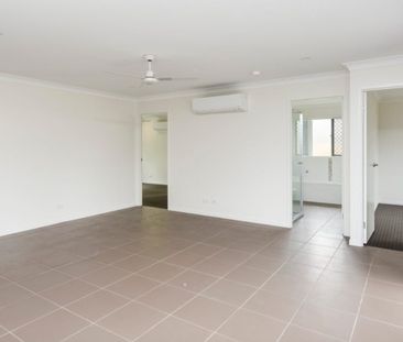 Your next 3 bedroom home awaits you! - Photo 1