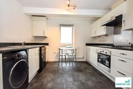 2 bedroom apartment to rent - Photo 4