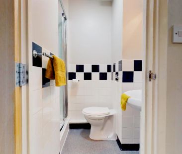 Silver En Suite - Photo 5