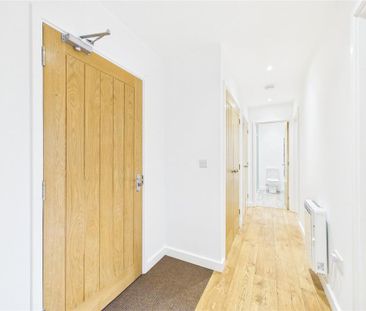 2 bedroom penthouse to rent - Photo 1