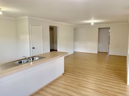 Cannington - Photo 3