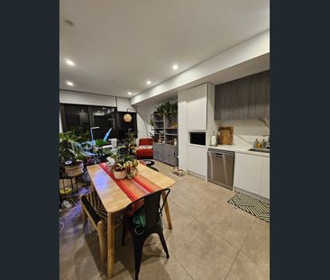 CONVENIENTLY POSITION ONE BEDROOM - Photo 3