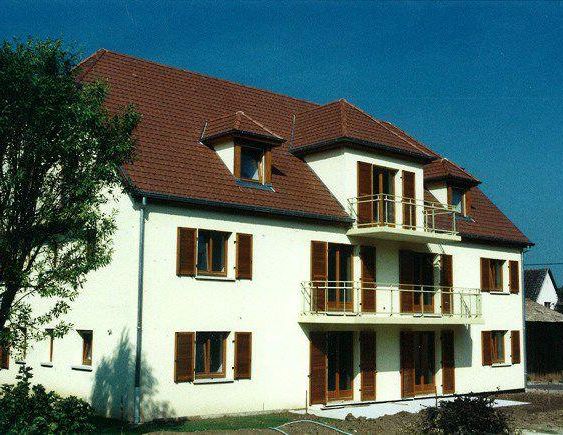 F2 AVEC BALCON ET GARAGE - Photo 1