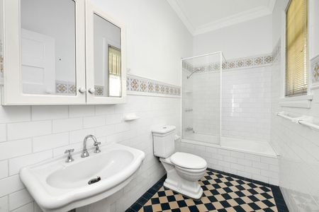 Stunning Updated Home in Prime Location - Photo 4