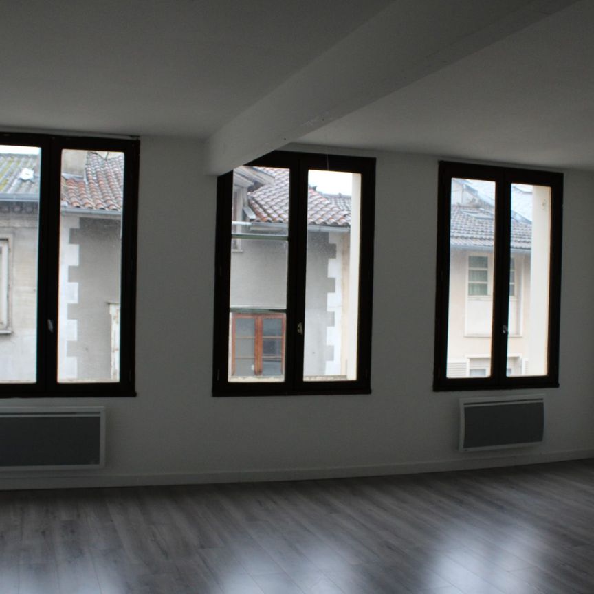 T1 de 40m² – Hyper Centre – LIMOGES – BEGIP - Photo 1