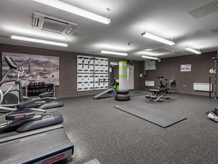 Studio to rent - Photo 3