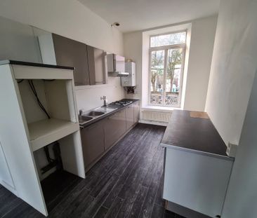 Location Appartement 4 pièces 88m² BOULOGNE SUR MER 62200 - Photo 4