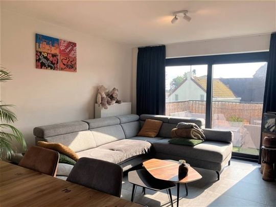 Appartement te huur - Photo 1