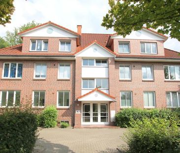 Obergeschosswohnung mit Loggia und Pkw-Stellplatz in Westerstede – ... - Foto 1