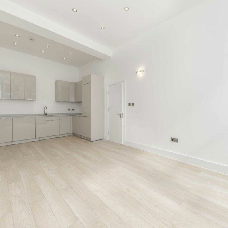 Bridport Terrace, South Lambeth, SW8 - Photo 1
