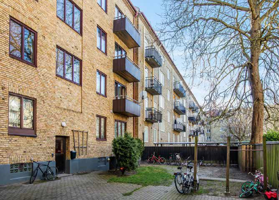 Sigtunagatan 12 - Photo 1