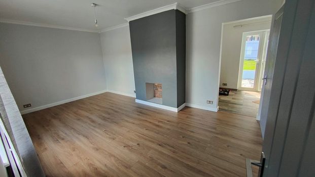 Trallwn Road, Llansamlet, SWANSEA - Photo 1