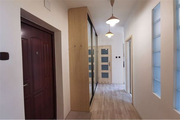 Condo/Apartment - For Rent/Lease - Lodz, Poland - Zdjęcie 1