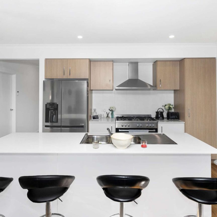 MODERN FAMILY HOME IN PRIME LOCATION - Photo 1