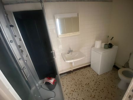 Location Appartement 1 pièce 22m² - Photo 4