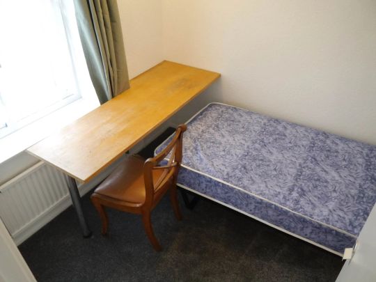 Newstead, Hatfield - Photo 1