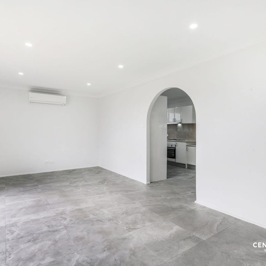 Modern Home ! - Photo 1