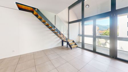 Moderno duplex di 3.5 locali con vista sui castelli con super promozione - Foto 3