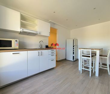 Location Appartement 3 pièces 43m² - Photo 4
