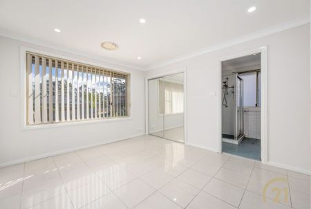 Spacious and Versatile Family Home&comma; Located in Prairiewood&excl; - Photo 3