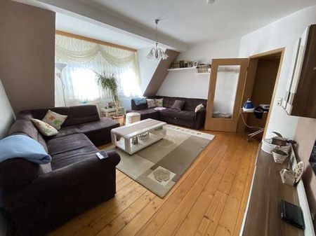 Attraktive 5 Zimmer-Maisonette-Wohnung mit Einbauküche VERMIETET - Photo 5