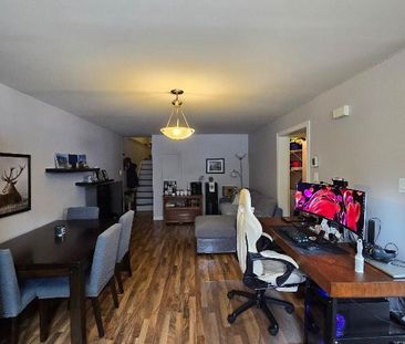 Magnifique Bachelor 3 1/2 à Bois-des-Filion - Photo 1