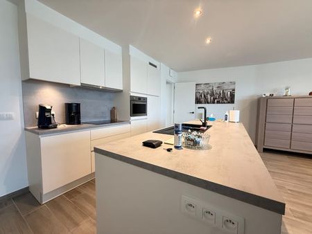 Appartement te huur - Foto 4