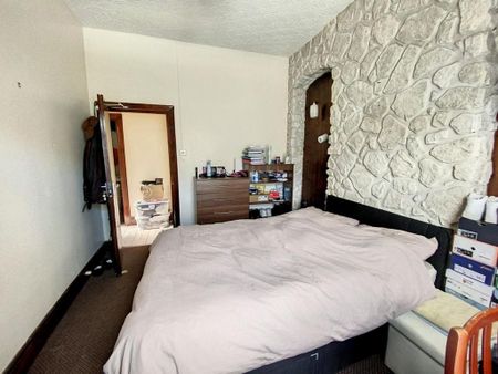 6 bedroom end of terrace house to rent - Photo 5