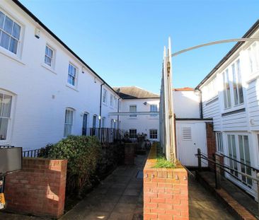 1 bedroom flat to rent - Photo 6