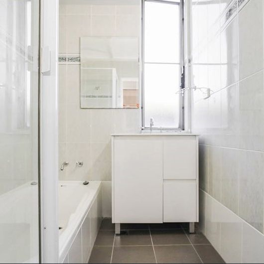 This 3 Bedroom apartment is sure to impress!!! - Photo 1