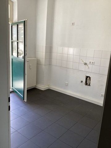 Altbau-Liebhaber aufgepasst: interessante 2-Zimmer-Wohnung - Photo 2