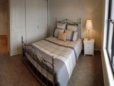 Tamworth Furnished Accommodation - Hillvue - Photo 4