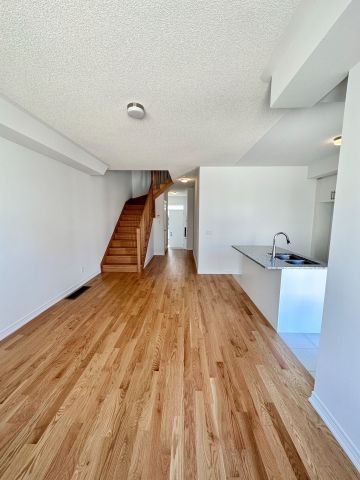 For Lease - 50 Sorbara Way, Whitby, Ontario - Photo 5