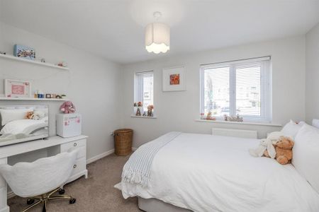 3 bedroom terraced house to rent - Photo 5