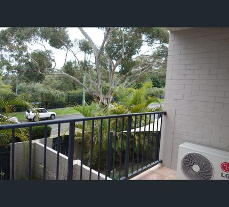 8/28 Onslow Street, South Perth, WA 6151 - Photo 2