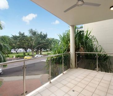 The Strand at your Doorstep! - Photo 5