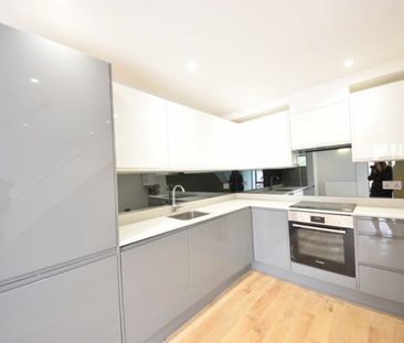 Treadaway Hill, Loudwater, High Wycombe,HP10 - Photo 2