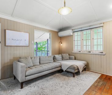 Charming home in perfect location. - Photo 4