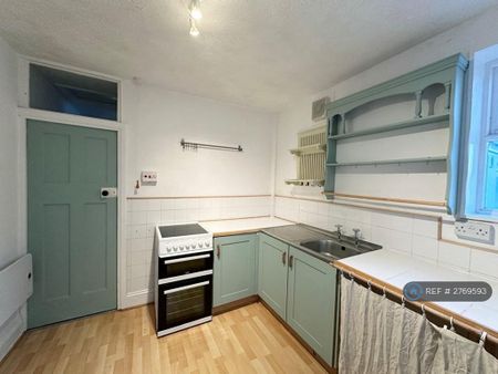2 bedroom flat to rent - Photo 5