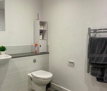 1 Bed Flat, Asquith Court, SE13 - Photo 2