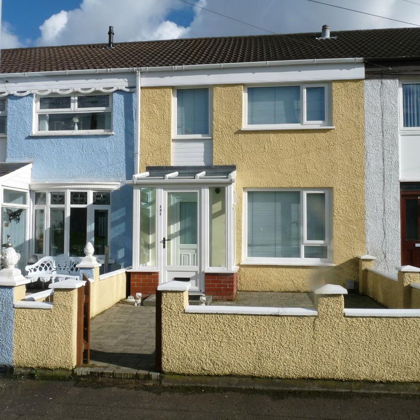 121 Shore Crescent, BT154JR, Belfast - Photo 1