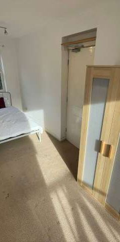 5 bed house share to rent in Trinity Courtyard, Newcastle upon Tyne, NE6 - Photo 1