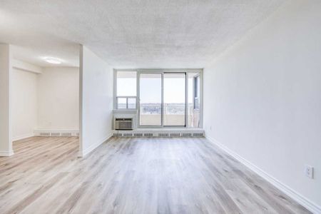 For Lease - 15 Torrance Road Unit# 1507, Toronto, Ontario - Photo 2