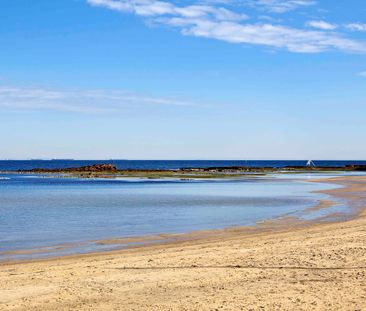 8 Bayview Road, Beaumaris VIC 3193 - House For Rent | Domain - Photo 3